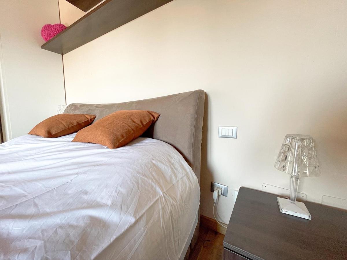 The Urban Nest 2, Spacious, Wifi And Near The Red Metro * Milaan