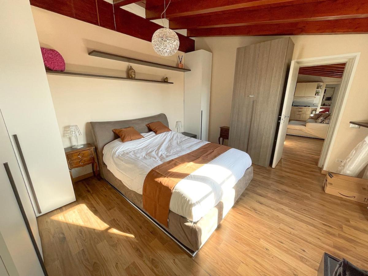 Appartamento The Urban Nest 2, Spacious, Wifi And Near The Red Metro Milano